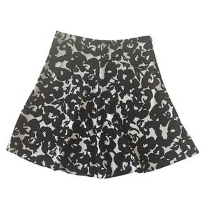 Katherine Barclay Montreal Size US 6 Foral Black White Skirt Circle Lightweight